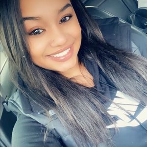 Meet your Posher, Skylar